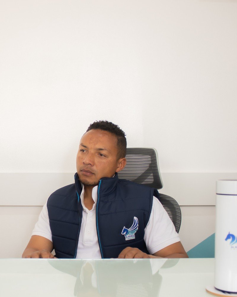 Andriamamonjy Andrivola Heriniaina J